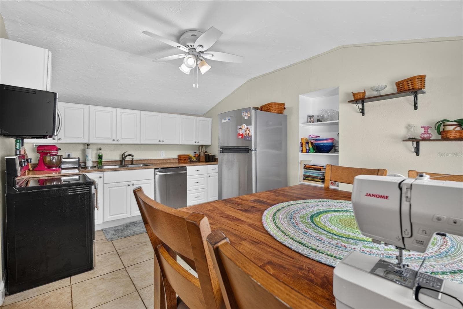 Single Family Residence at 5161 RENA ST N, ST PETERSBURG, photo 10 of 24