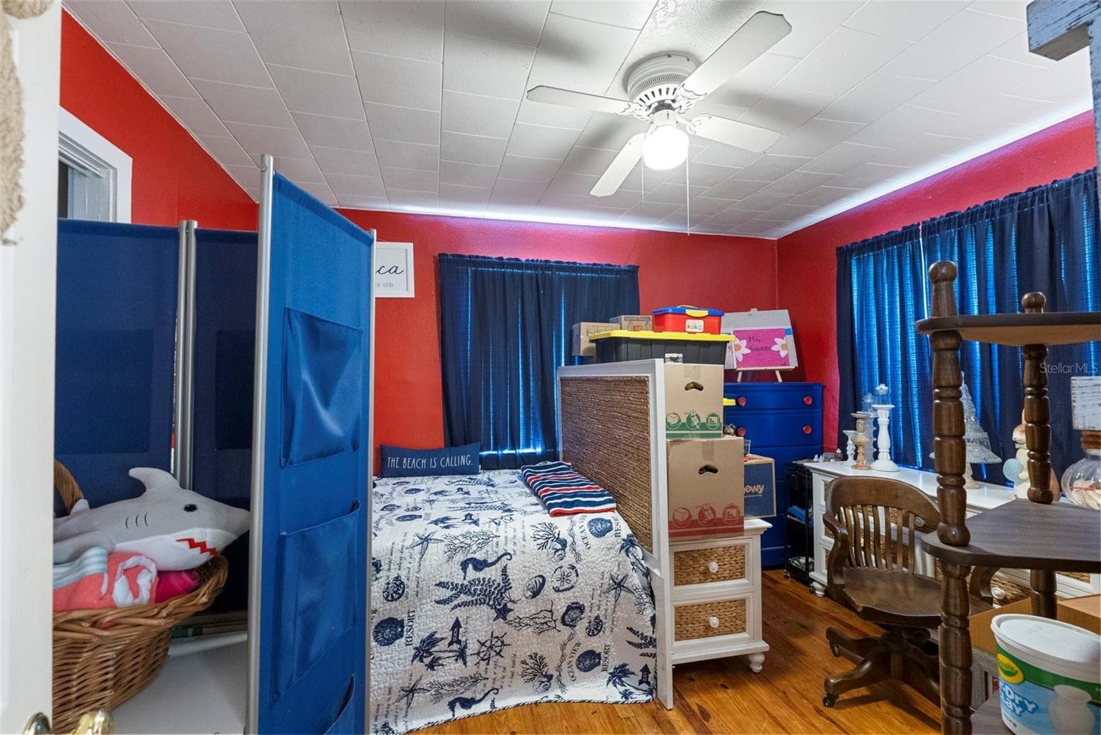 Single Family Residence at 8709 EL PORTAL DR, TAMPA, photo 12 of 41