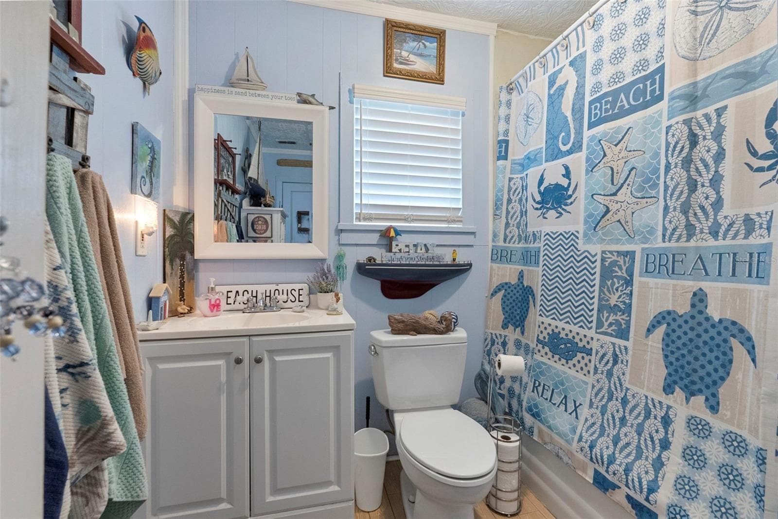 Single Family Residence at 8709 EL PORTAL DR, TAMPA, photo 20 of 41