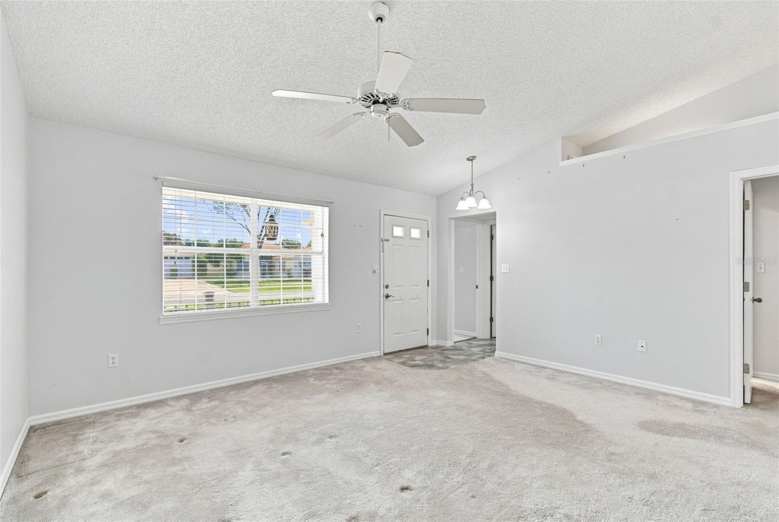 Single Family Residence at 863 WISTERIA PL, TAVARES, photo 10 of 37