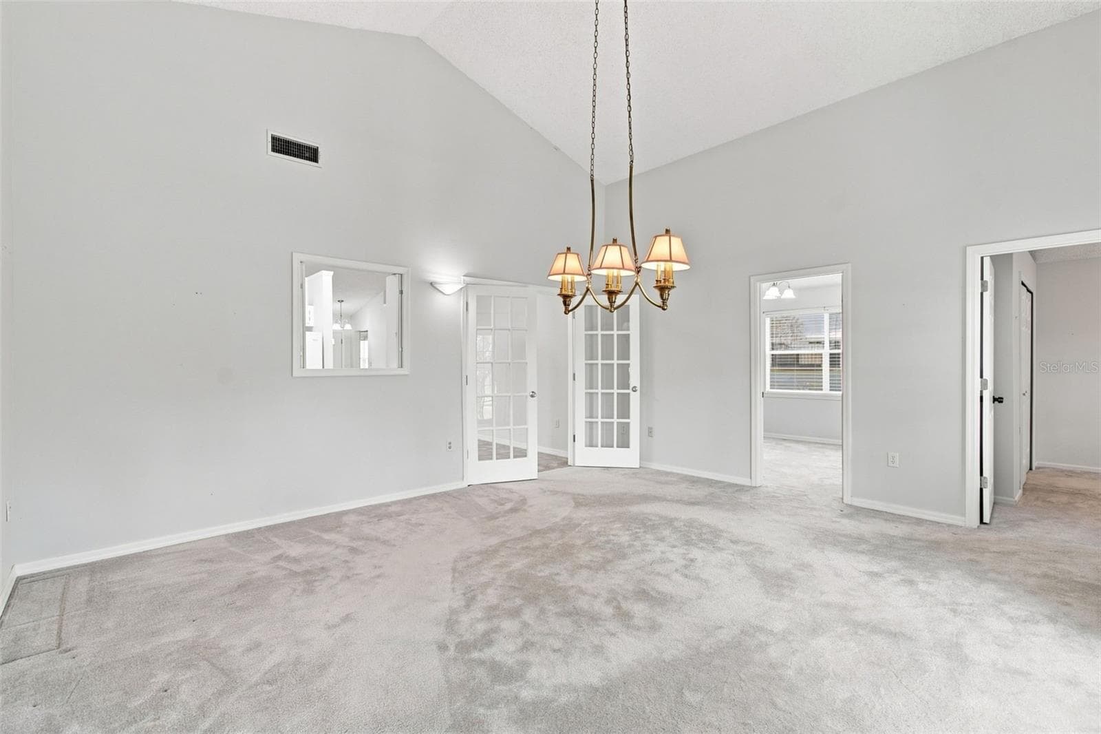 Single Family Residence at 863 WISTERIA PL, TAVARES, photo 14 of 37