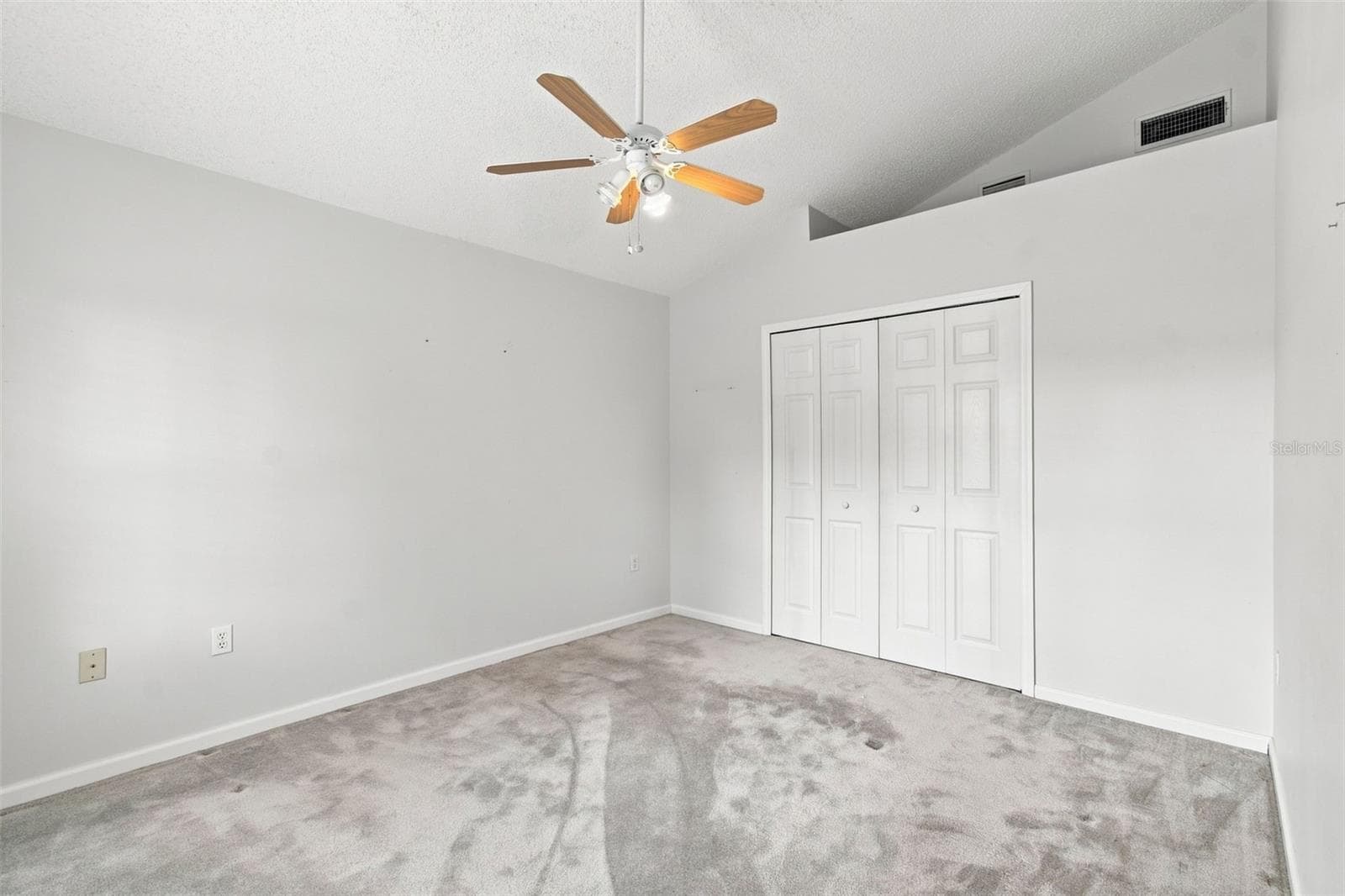 Single Family Residence at 863 WISTERIA PL, TAVARES, photo 31 of 37