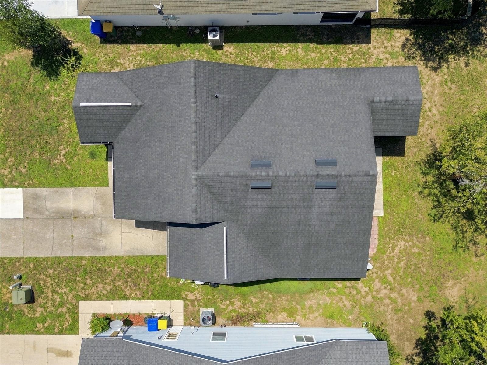 Single Family Residence at 863 WISTERIA PL, TAVARES, photo 35 of 37