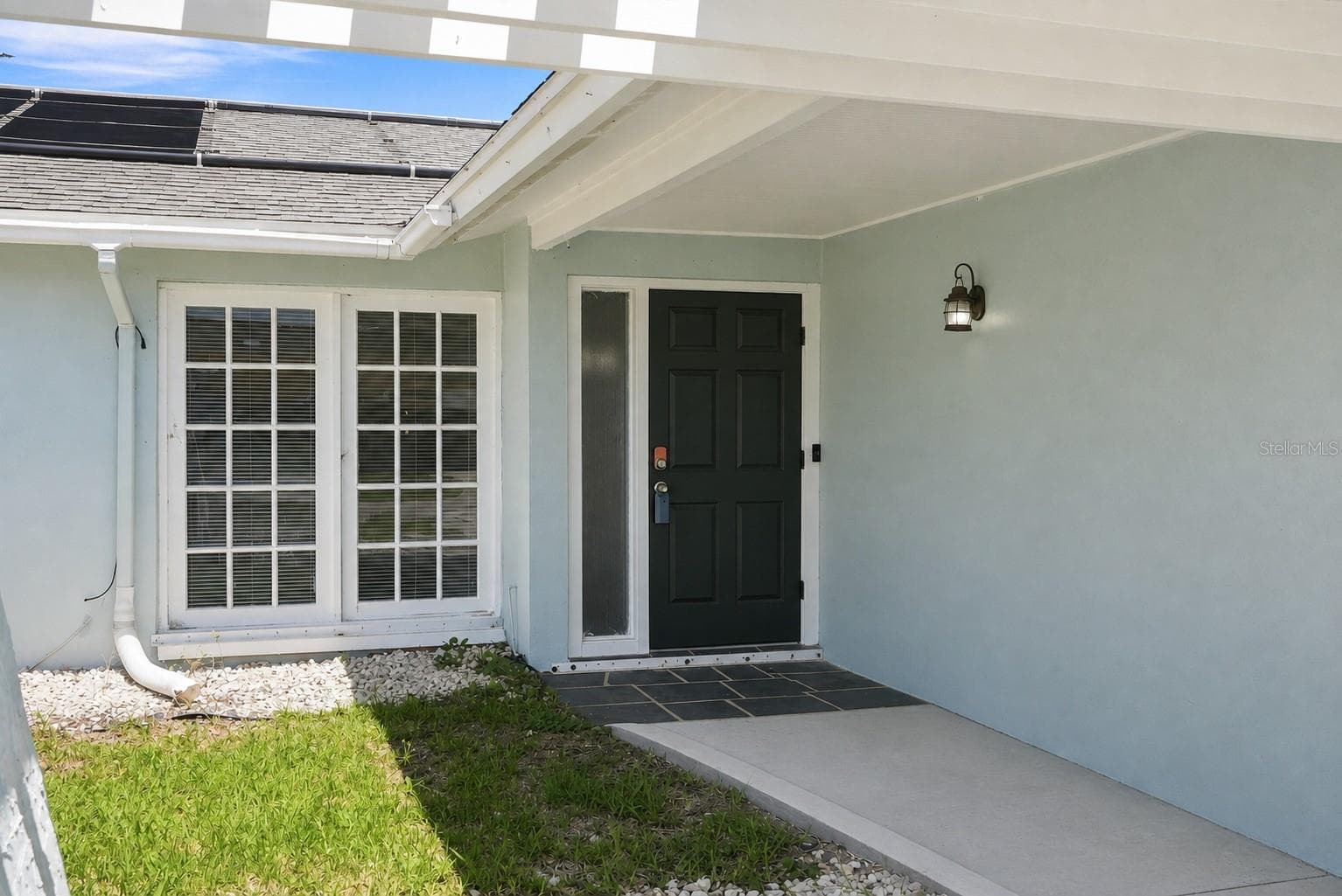Single Family Residence at 13691 SERENA DR, LARGO, photo 3 of 53
