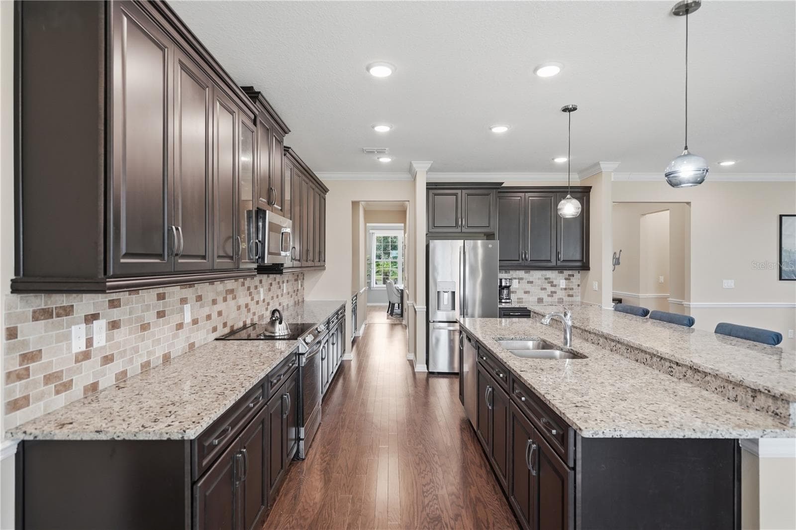 Single Family Residence at 9307 PARISIAN CT, SEFFNER, photo 9 of 40