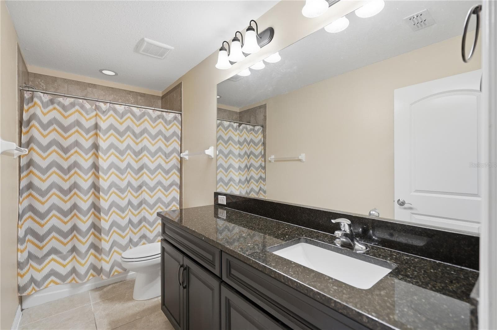 Single Family Residence at 9307 PARISIAN CT, SEFFNER, photo 28 of 40