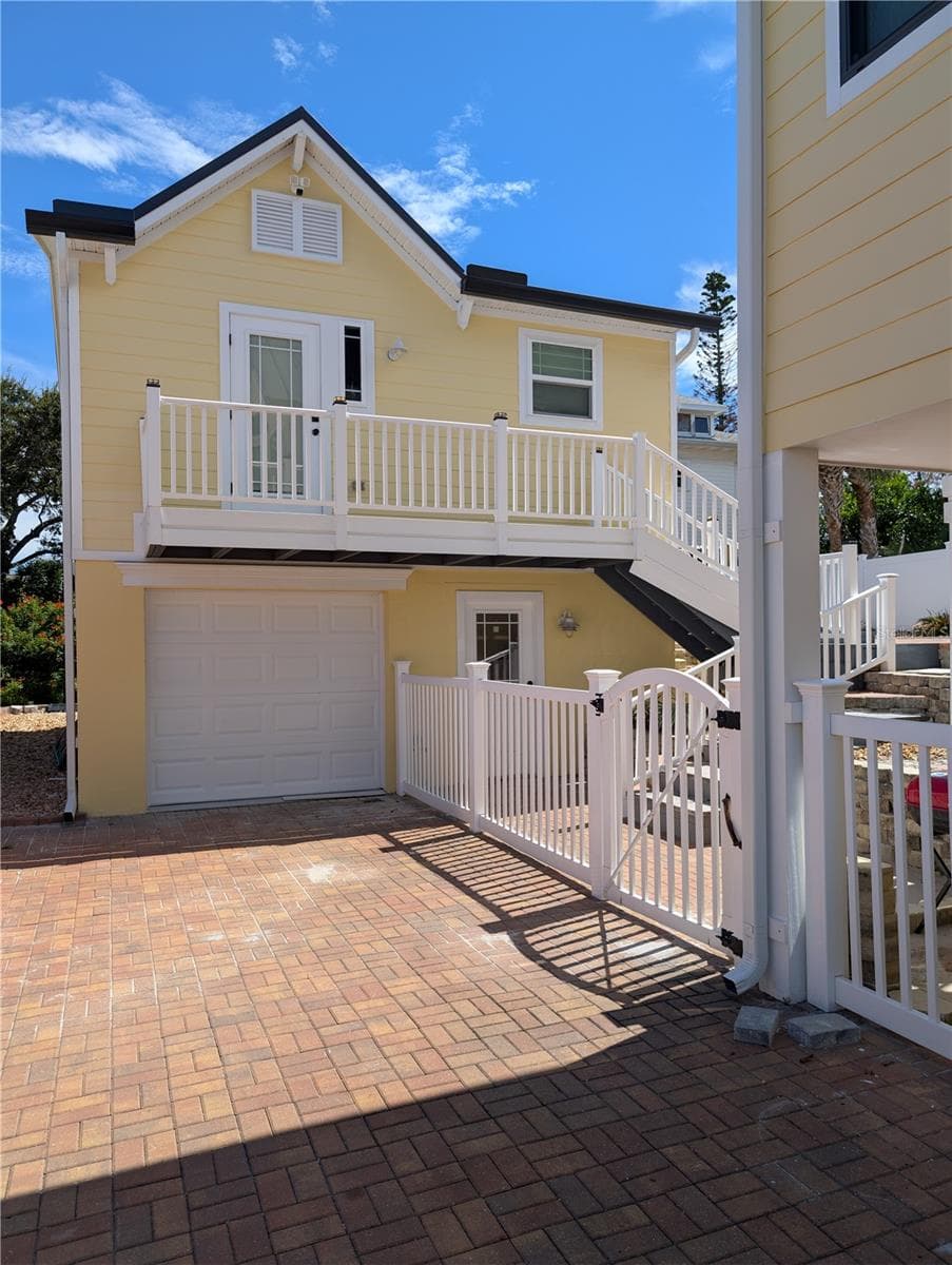 1 Bedroom Apartment - 414 JESSAMINE BLVD, DAYTONA BEACH