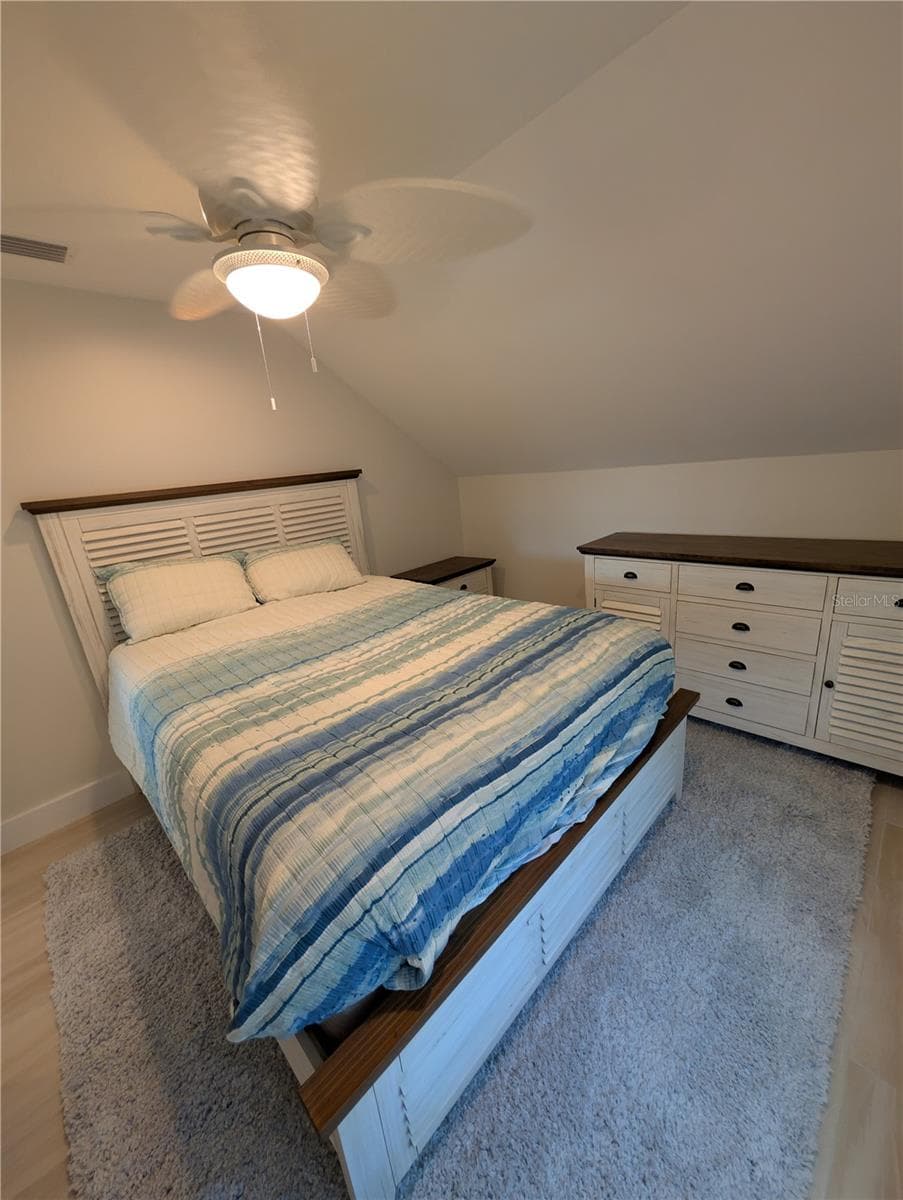 Main house...3rd floor bedroom - 414 JESSAMINE BLVD, DAYTONA BEACH