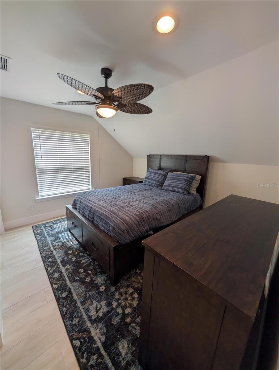 Main House...3rd floor bedroom - 414 JESSAMINE BLVD, DAYTONA BEACH