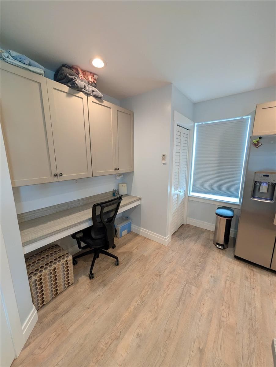 Apartment desk/workspace - 414 JESSAMINE BLVD, DAYTONA BEACH