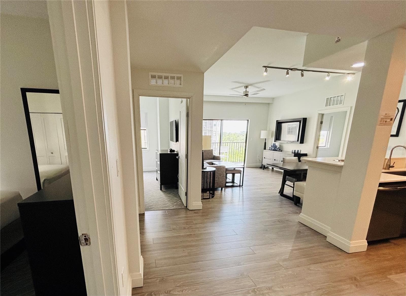 Condo - Hotel at 14501 GROVE RESORT AVE #3534, WINTER GARDEN, photo 10 of 42
