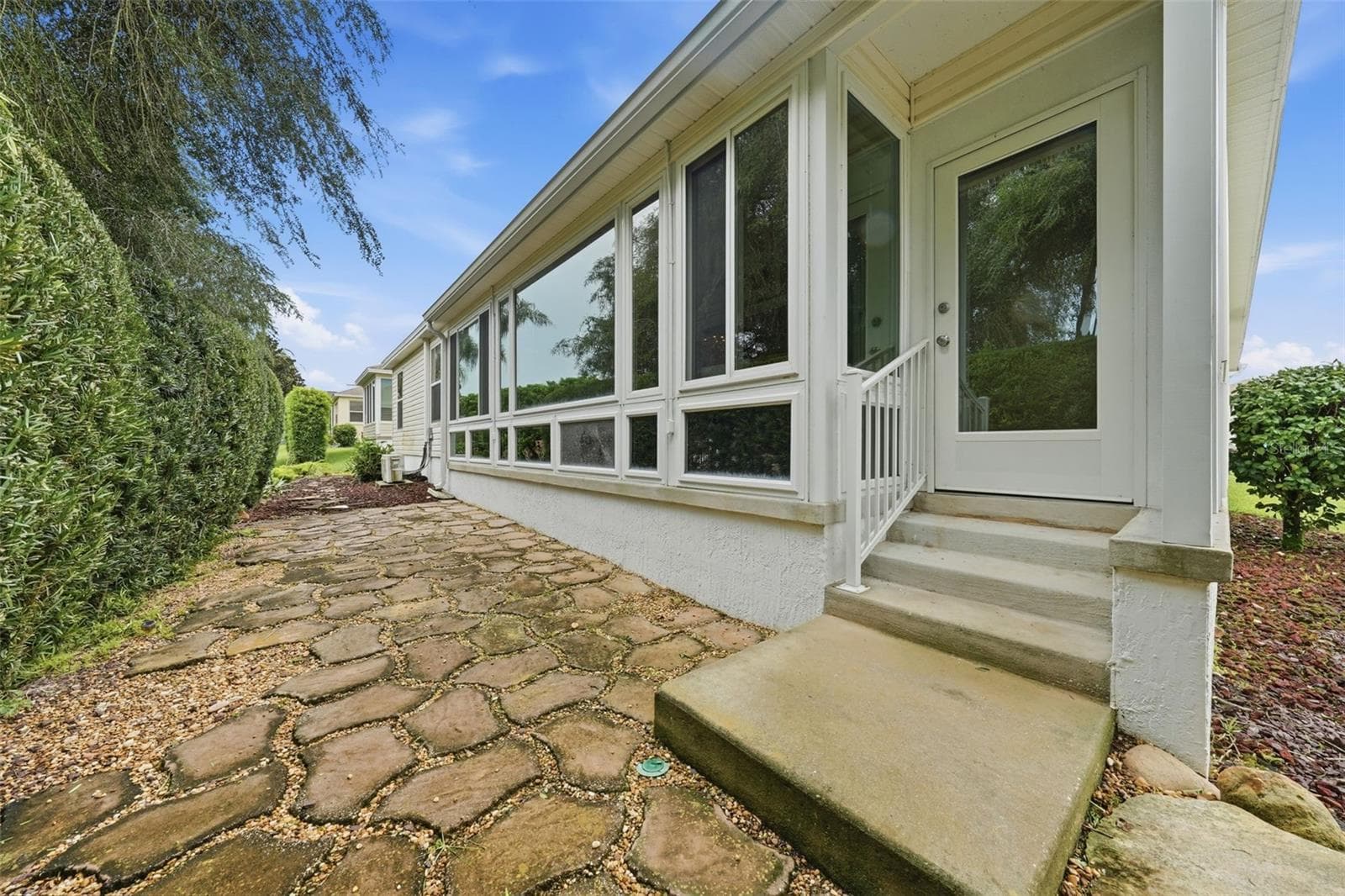 Single Family Residence at 1723 LATTA CT, THE VILLAGES, photo 12 of 56