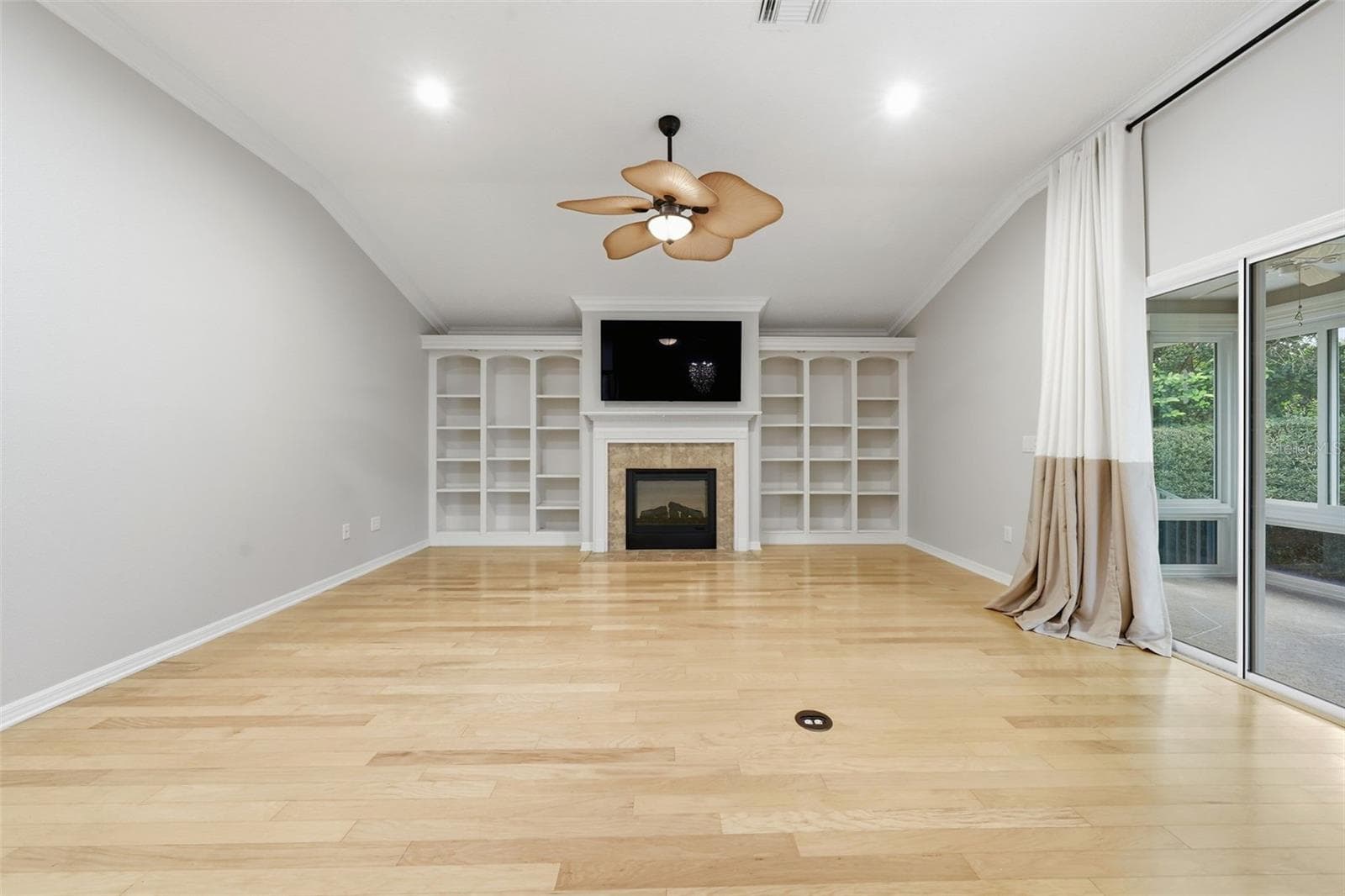 Single Family Residence at 1723 LATTA CT, THE VILLAGES, photo 21 of 56