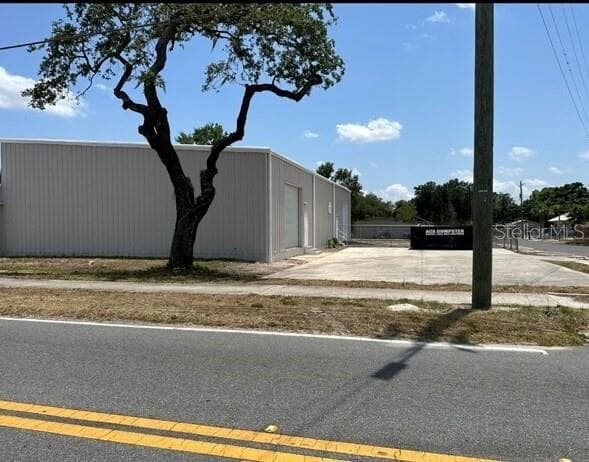 Warehouse at 1604 OLIVE ST, LAKELAND, photo 2 of 13