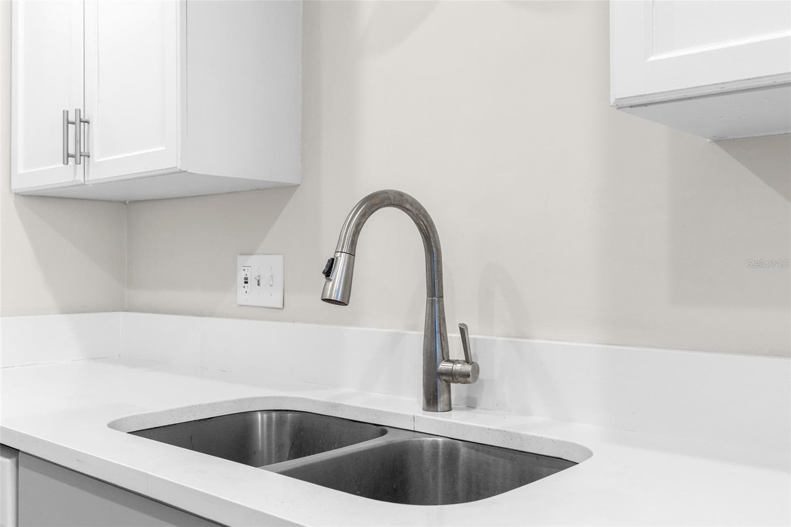 Condominium at 350 79TH AVE N #134, ST PETERSBURG, photo 7 of 25