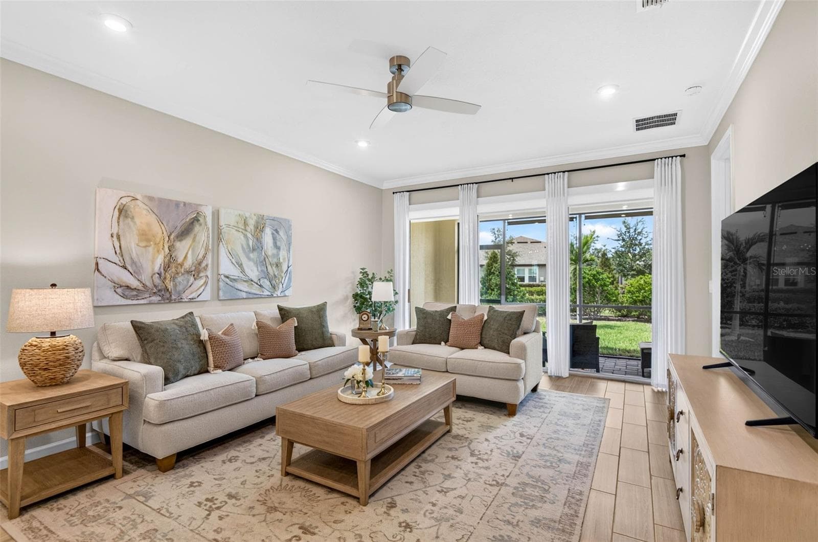 Bright with natural light and recessed lights - 864 SNAIL KITE PL, SUN CITY CENTER