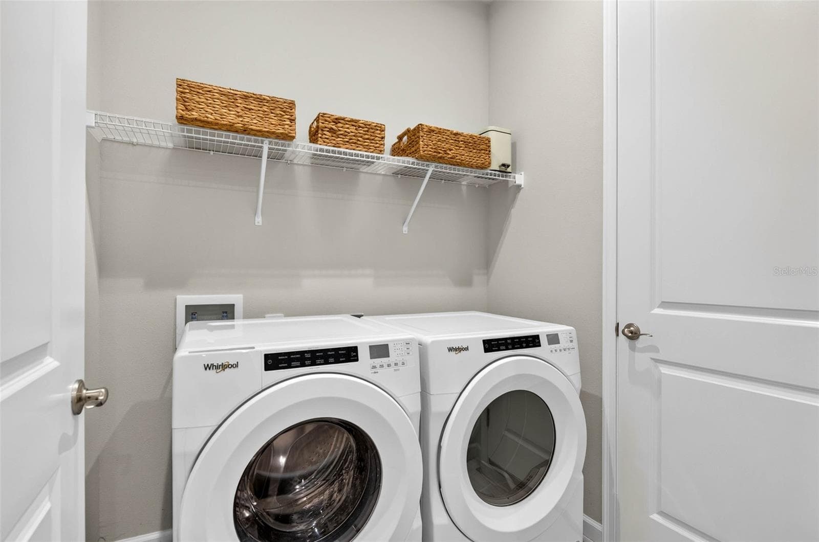 Washer & Dryer included - 864 SNAIL KITE PL, SUN CITY CENTER