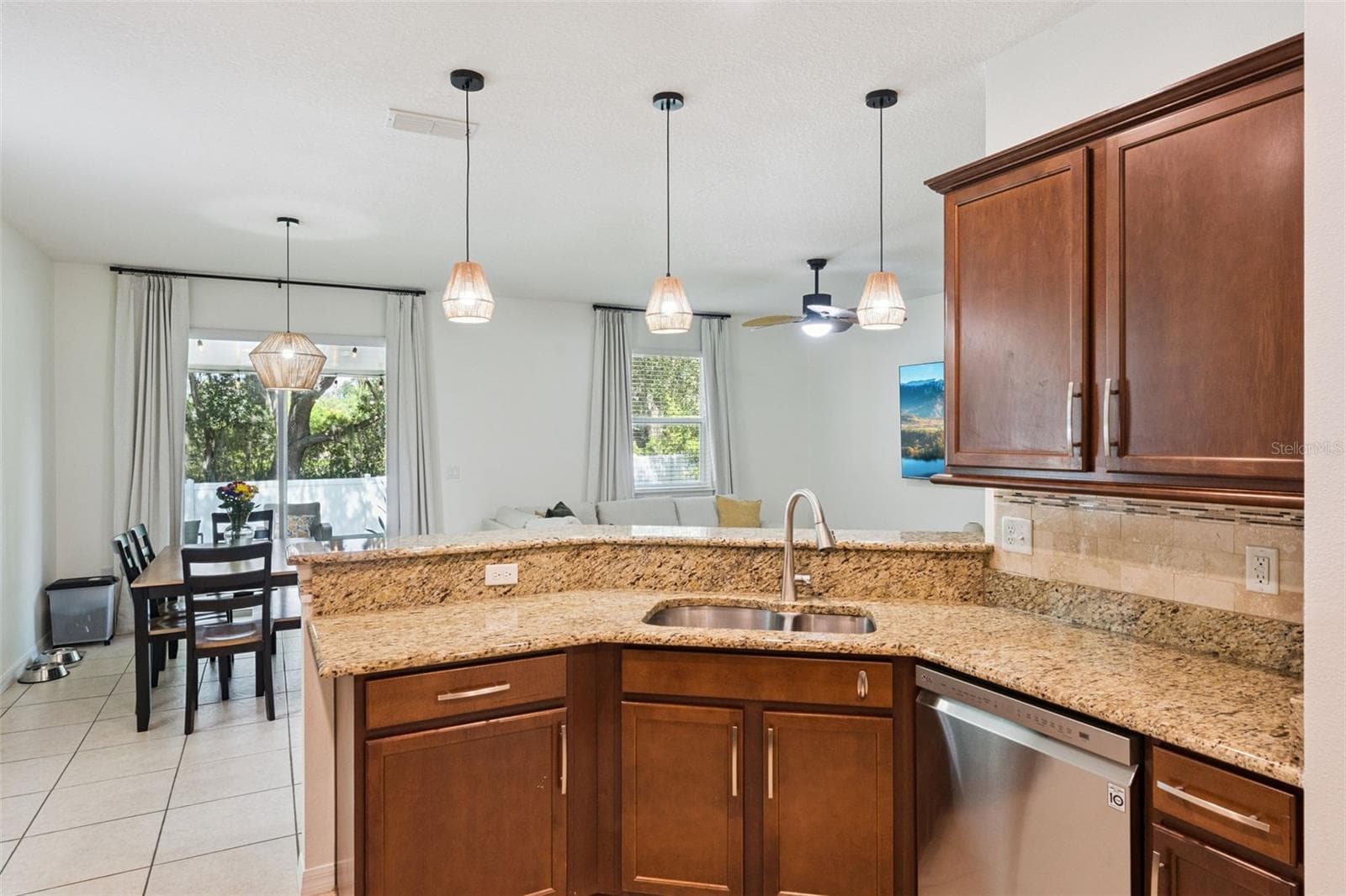 Townhouse at 1356 SCARLET OAK LOOP, WINTER GARDEN, photo 10 of 38