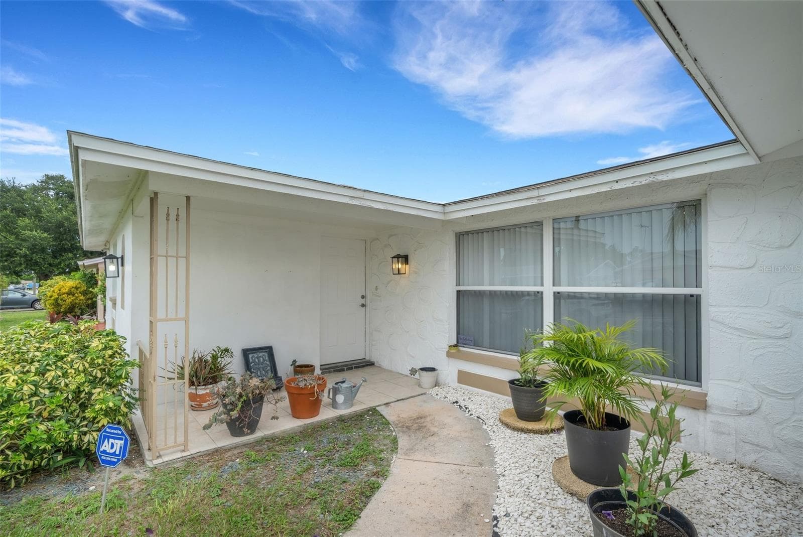 Single Family Residence at 7234 OAKSHIRE DR, PORT RICHEY, photo 3 of 26