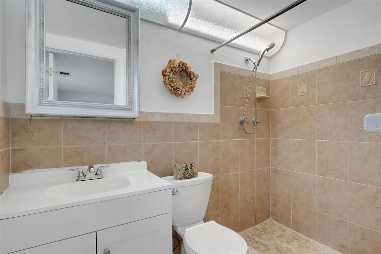 Single Family Residence at 7234 OAKSHIRE DR, PORT RICHEY, photo 18 of 26