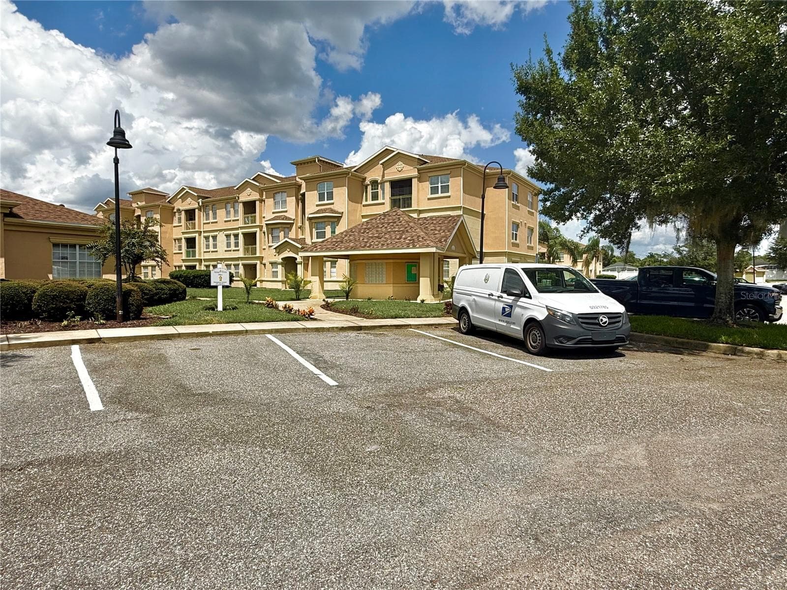 Condominium at 612 TERRACE RIDGE CIR #126, DAVENPORT, photo 31 of 34