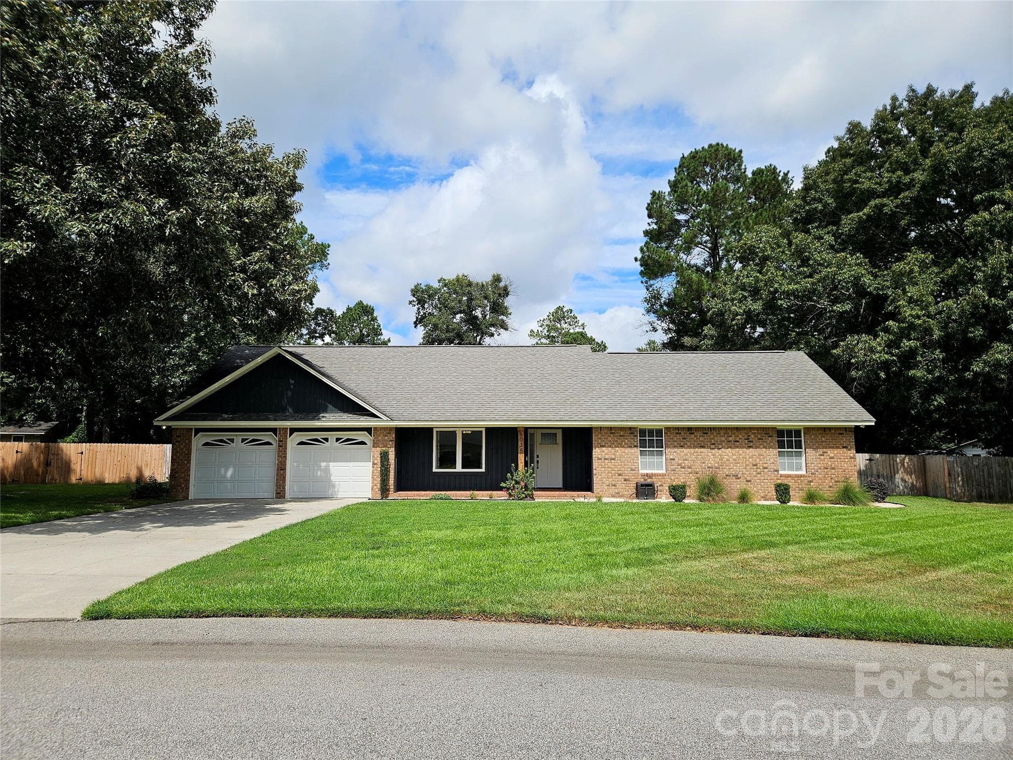 Front - 1035 Waterway Drive, Sumter