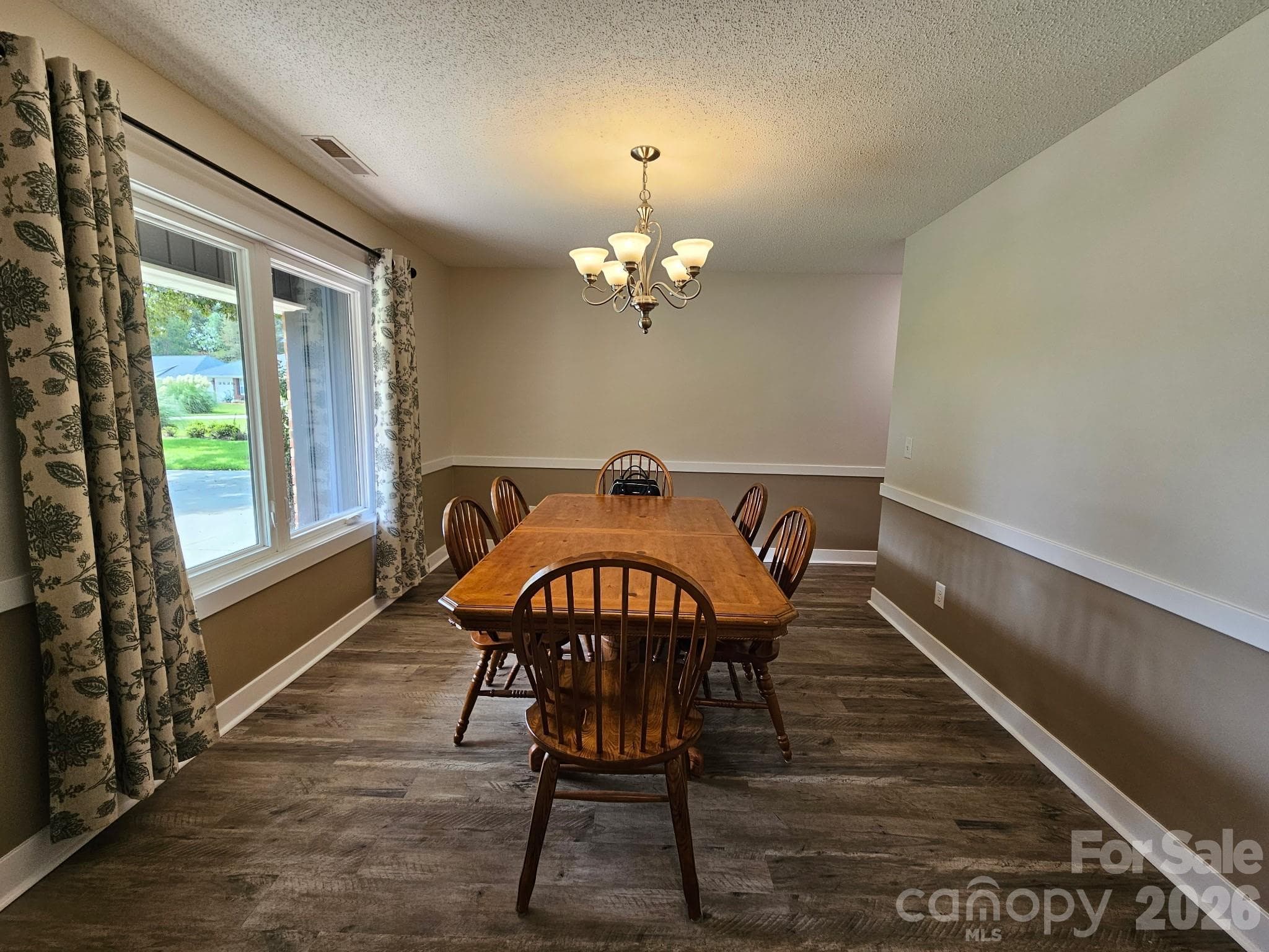 Formal Dining Room - 1035 Waterway Drive, Sumter