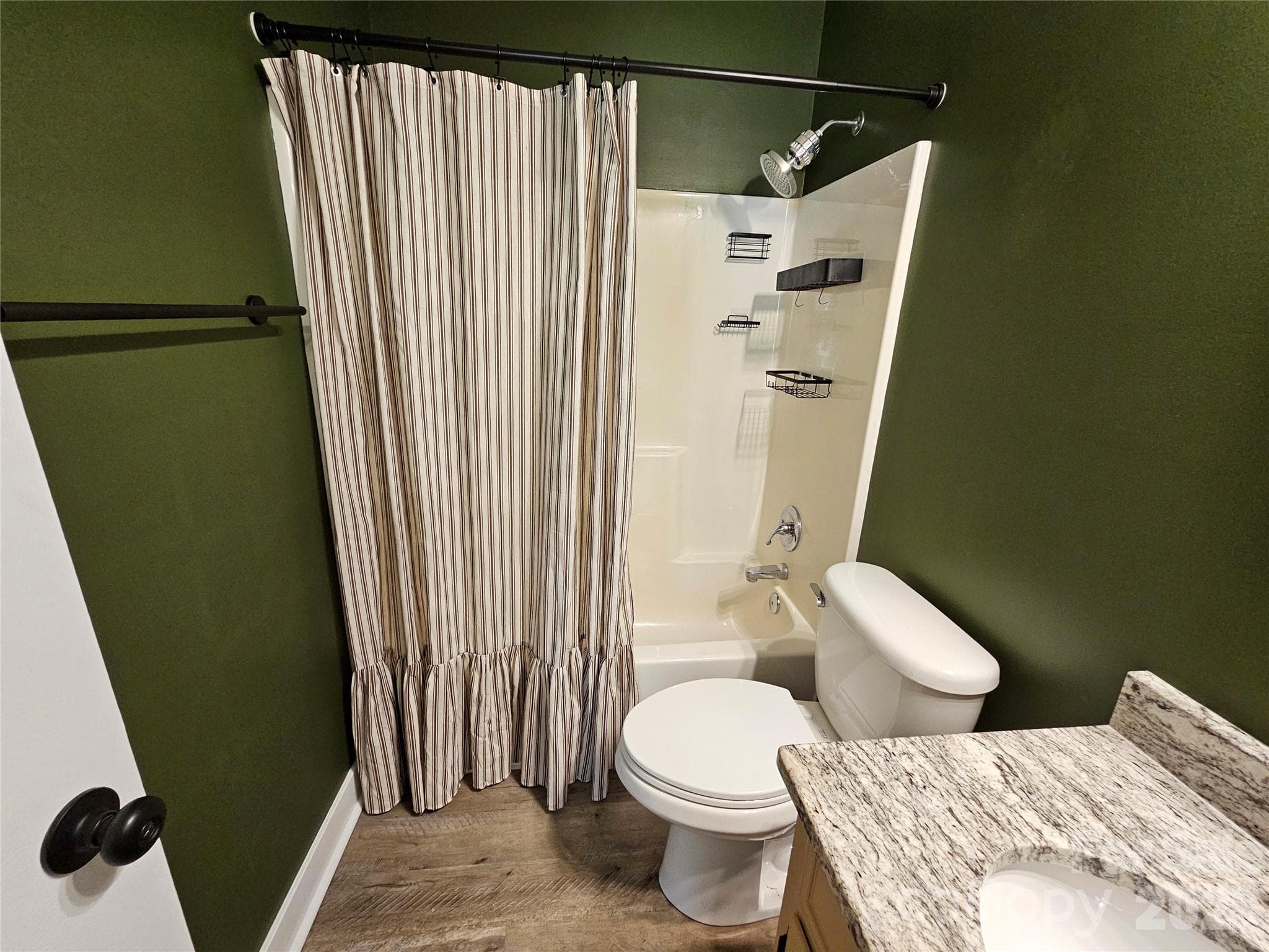 Primary Bedroom Bath - 1035 Waterway Drive, Sumter