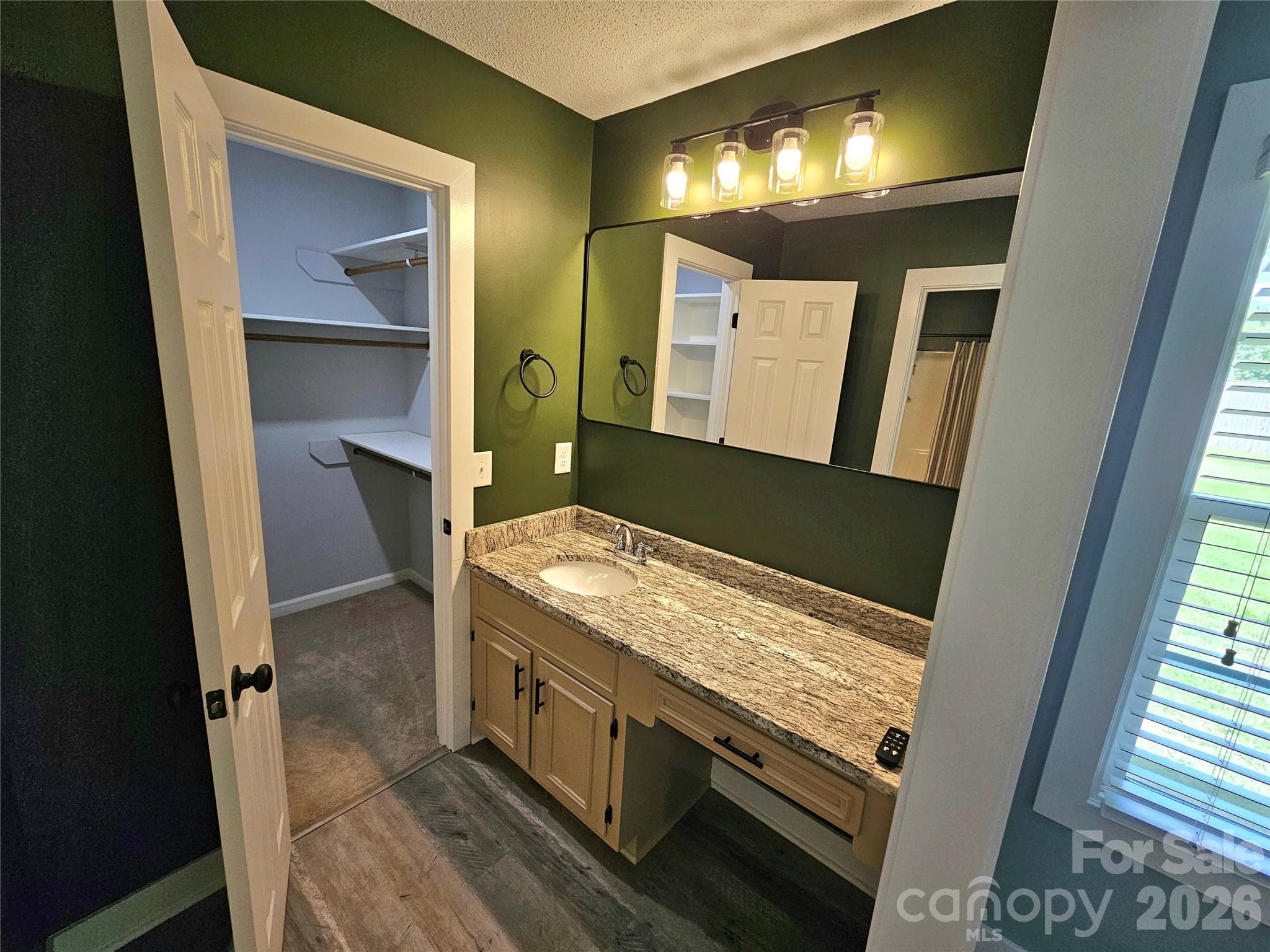 Primary Bath Vanity - 1035 Waterway Drive, Sumter