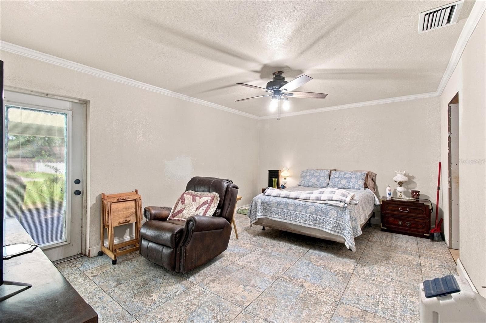 master bedroom - 2219 NEW JERSEY RD, LAKELAND