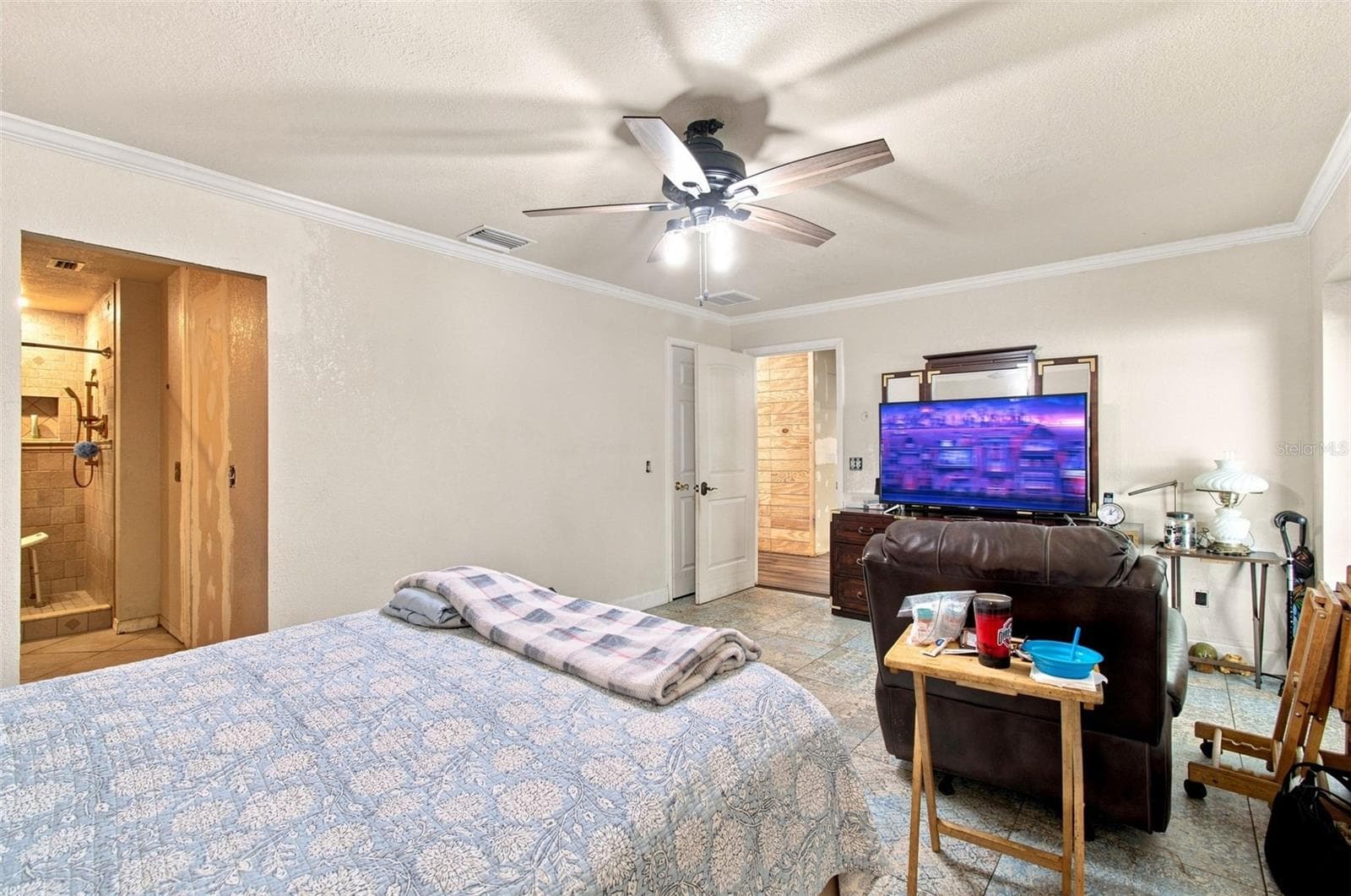 master bedroom - 2219 NEW JERSEY RD, LAKELAND