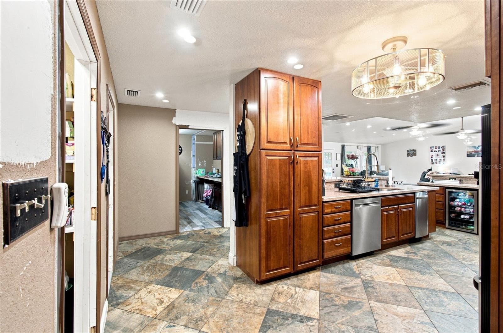 kitchen - 2219 NEW JERSEY RD, LAKELAND