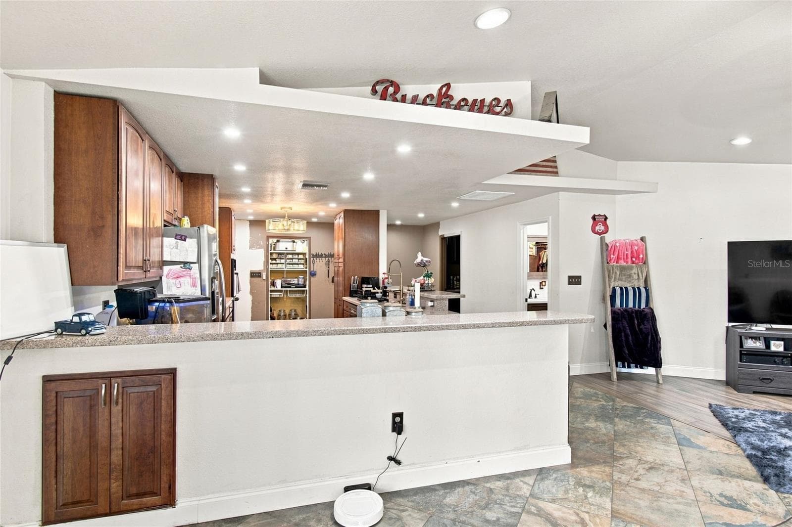 Kitchen - 2219 NEW JERSEY RD, LAKELAND