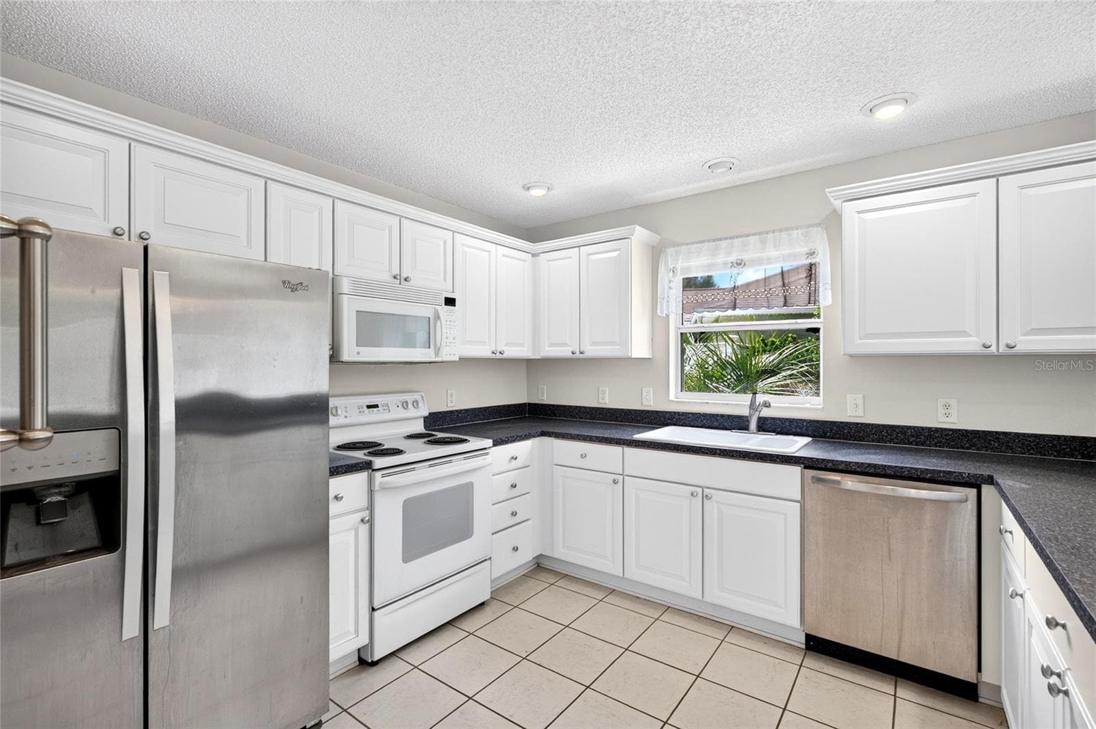 Villa at 8620 SE 166TH BIRCHBROOK LOOP, THE VILLAGES, photo 6 of 40