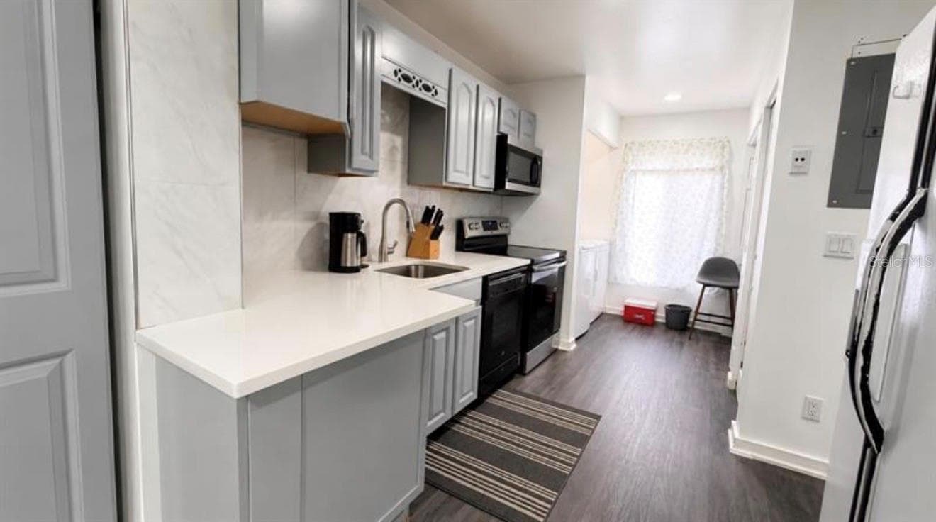 Apartment at 5304 INDIAN CREEK DR #D03, ORLANDO, photo 3 of 26
