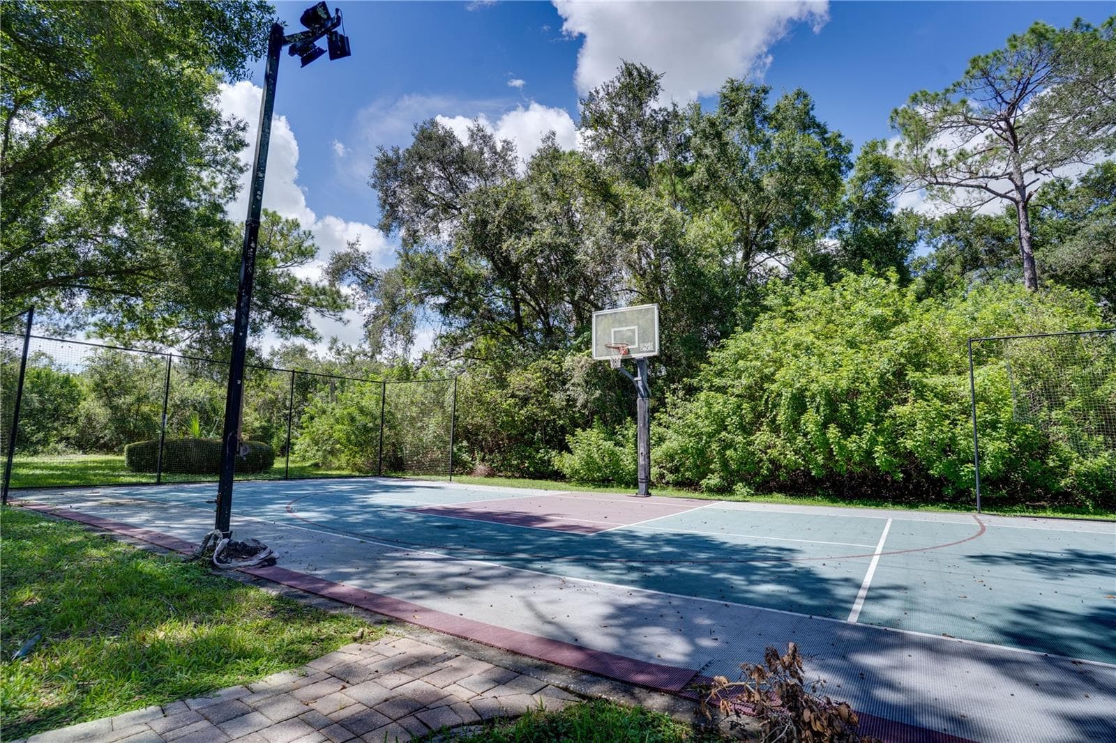 Single Family Residence at 12511 PALOMINO CT, TAMPA, photo 71 of 79