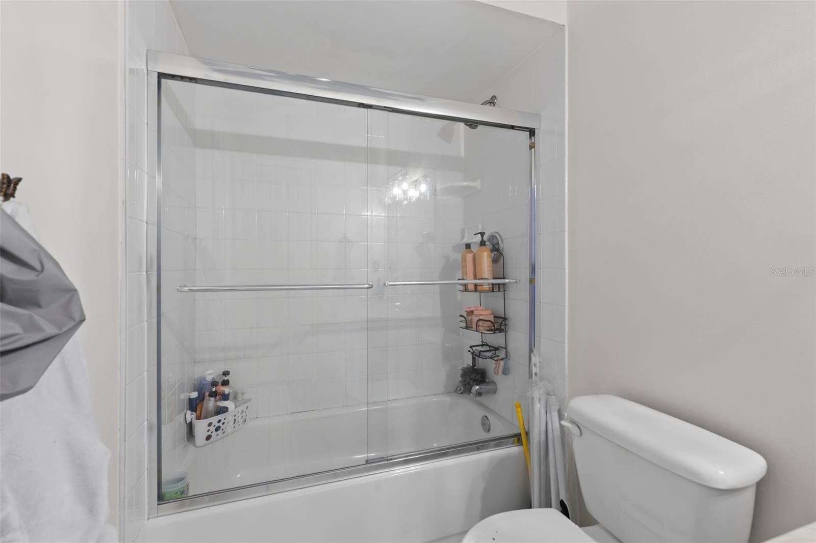 Bedroom 3's full bathroom - 4603 DOGWOOD HILLS CT, BRANDON