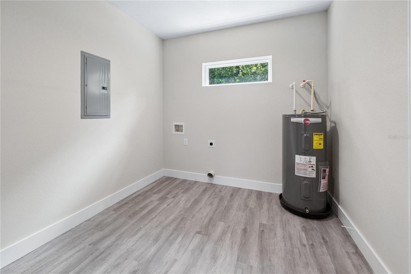 Laundry/Utility Room - 506 NE FOURTH ST, TRENTON
