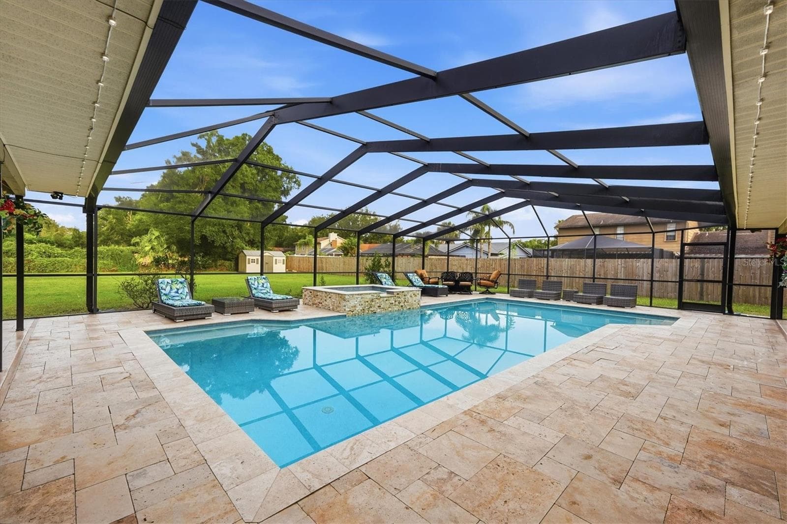 All furnishings in this photo can convey with sale of property. - 15127 PENNINGTON RD, TAMPA