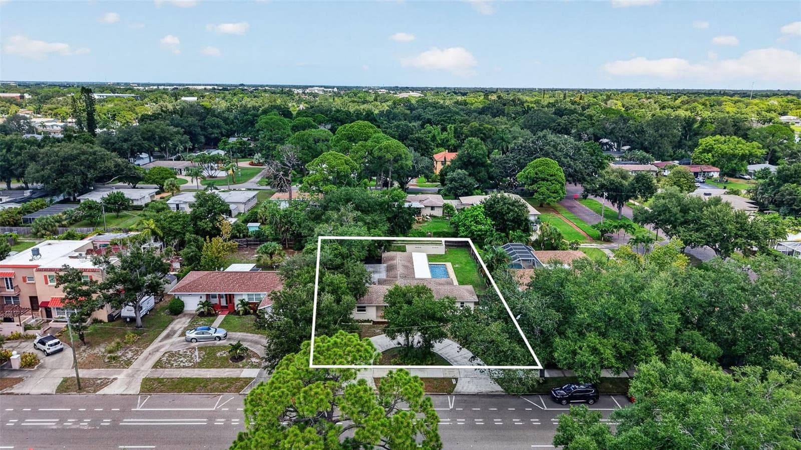 Single Family Residence at 6505 1ST AVE N, ST PETERSBURG, photo 43 of 54