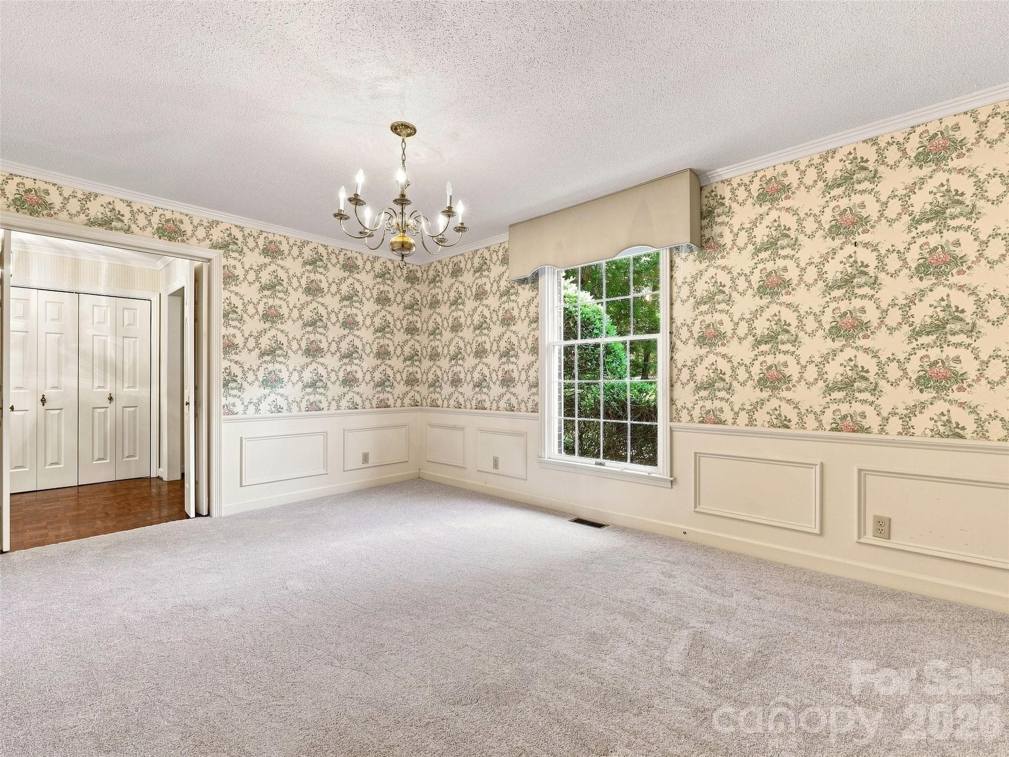 Single Family Residence at 12 Legendary Road, Hendersonville, photo 33 of 48