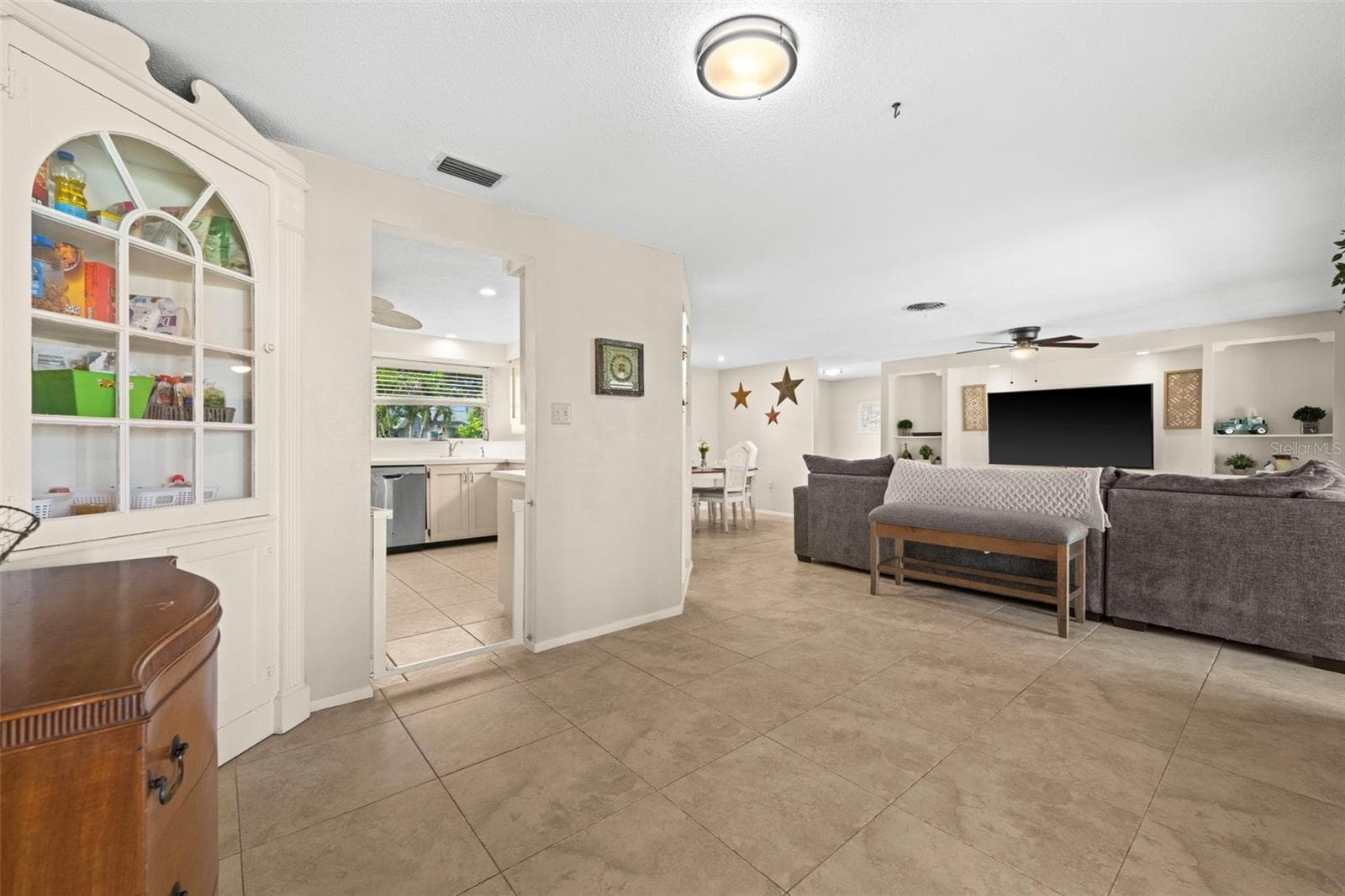 Single Family Residence at 22112 BRONXVILLE AVE, PORT CHARLOTTE, photo 10 of 39