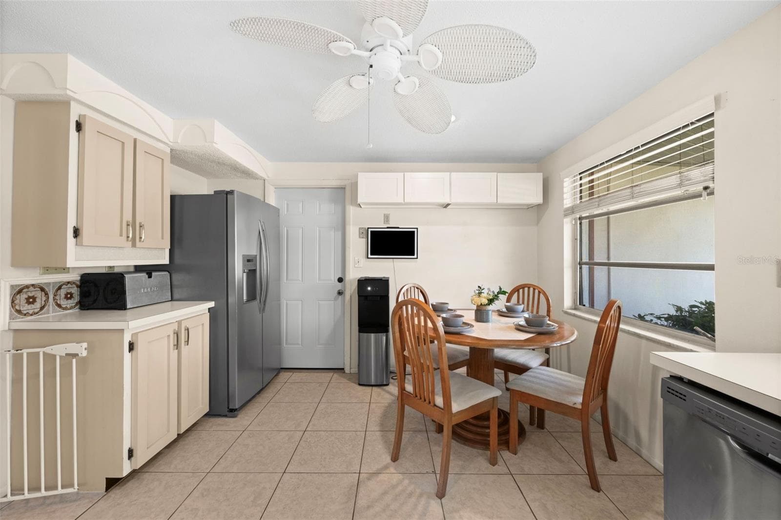 Single Family Residence at 22112 BRONXVILLE AVE, PORT CHARLOTTE, photo 13 of 39