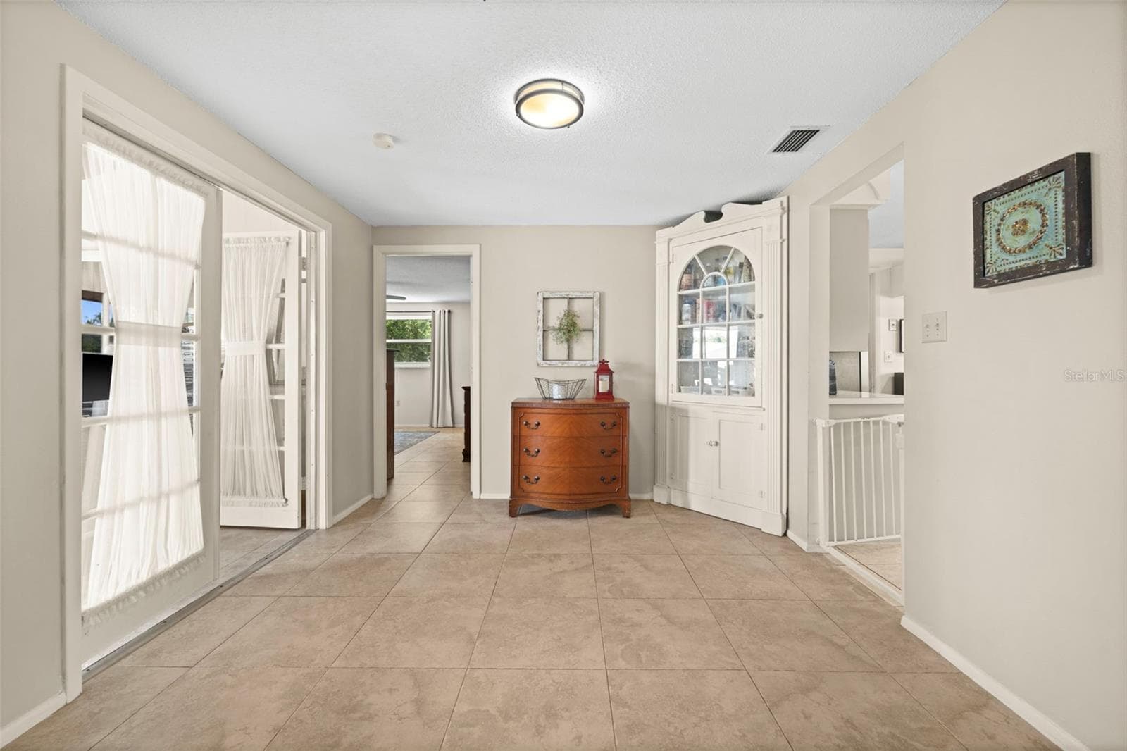Single Family Residence at 22112 BRONXVILLE AVE, PORT CHARLOTTE, photo 19 of 39