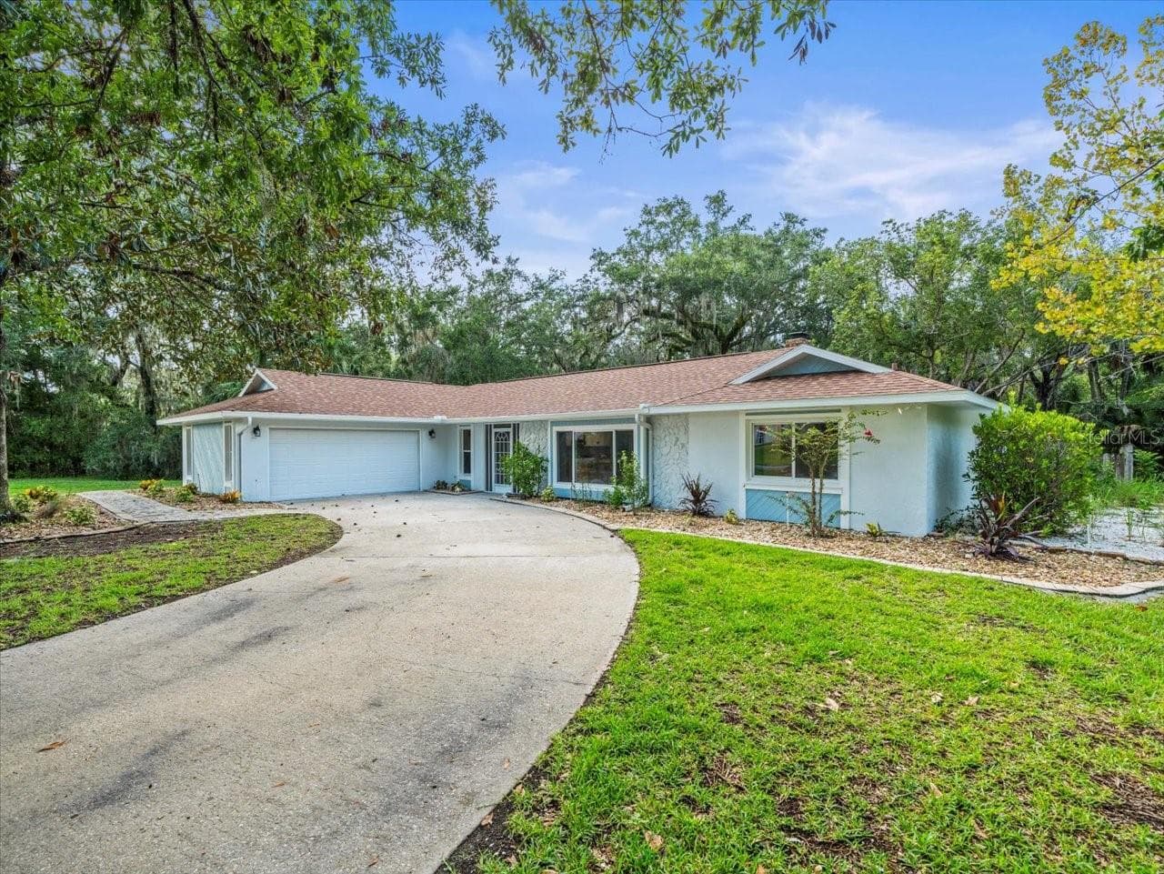 11815 W WATERWAY DR