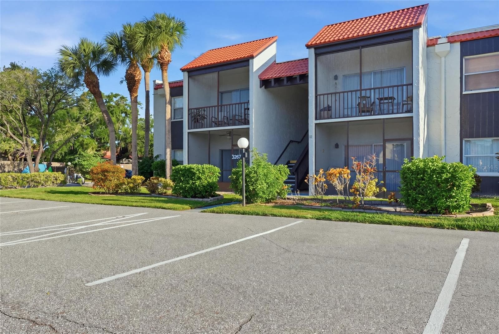 3267 BENEVA RD #203