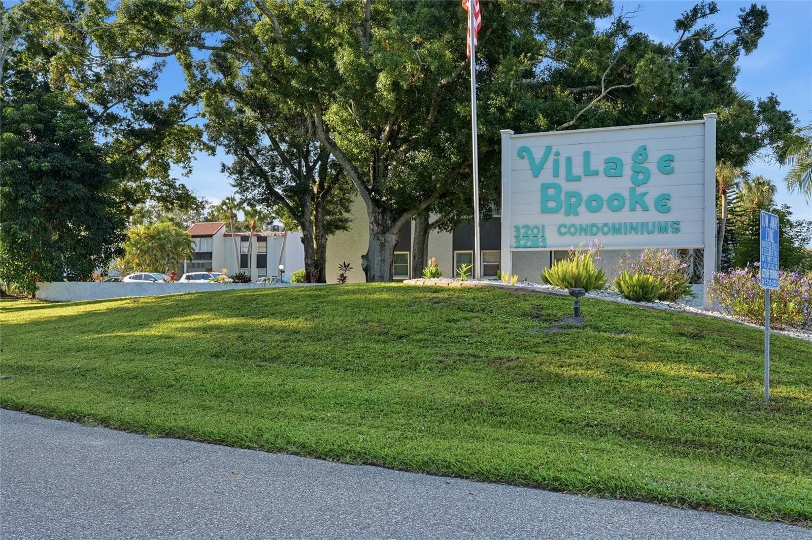 entry sign - 3267 BENEVA RD #203, SARASOTA
