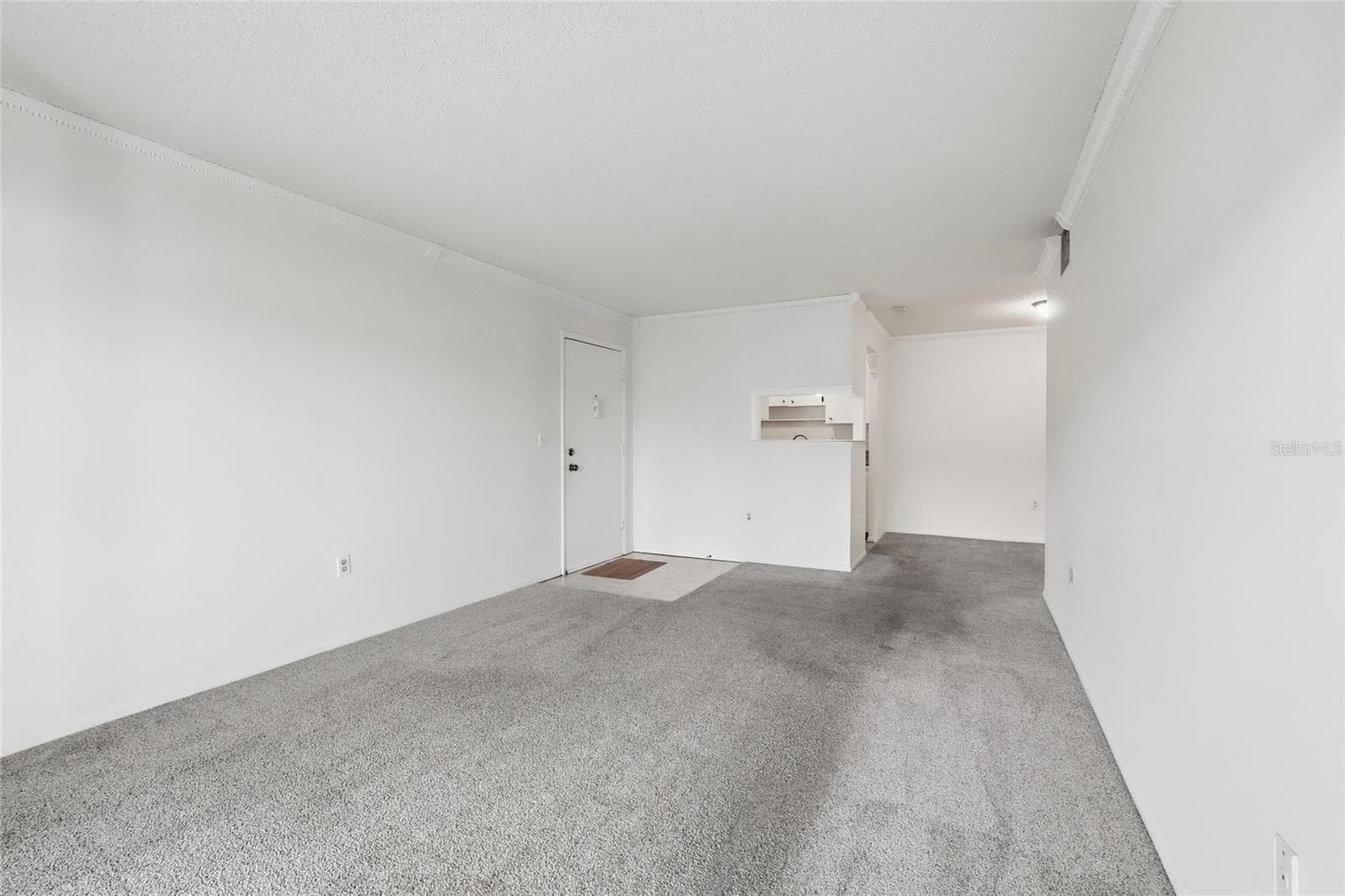 living room - 3267 BENEVA RD #203, SARASOTA