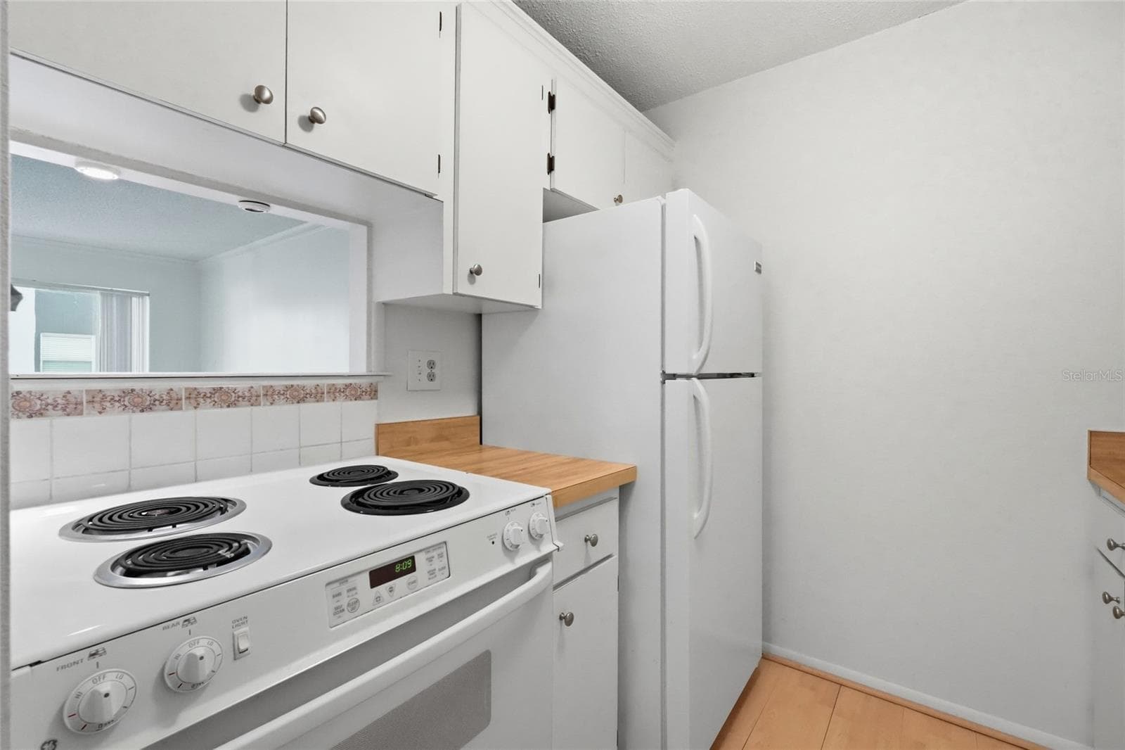 kitchen - 3267 BENEVA RD #203, SARASOTA