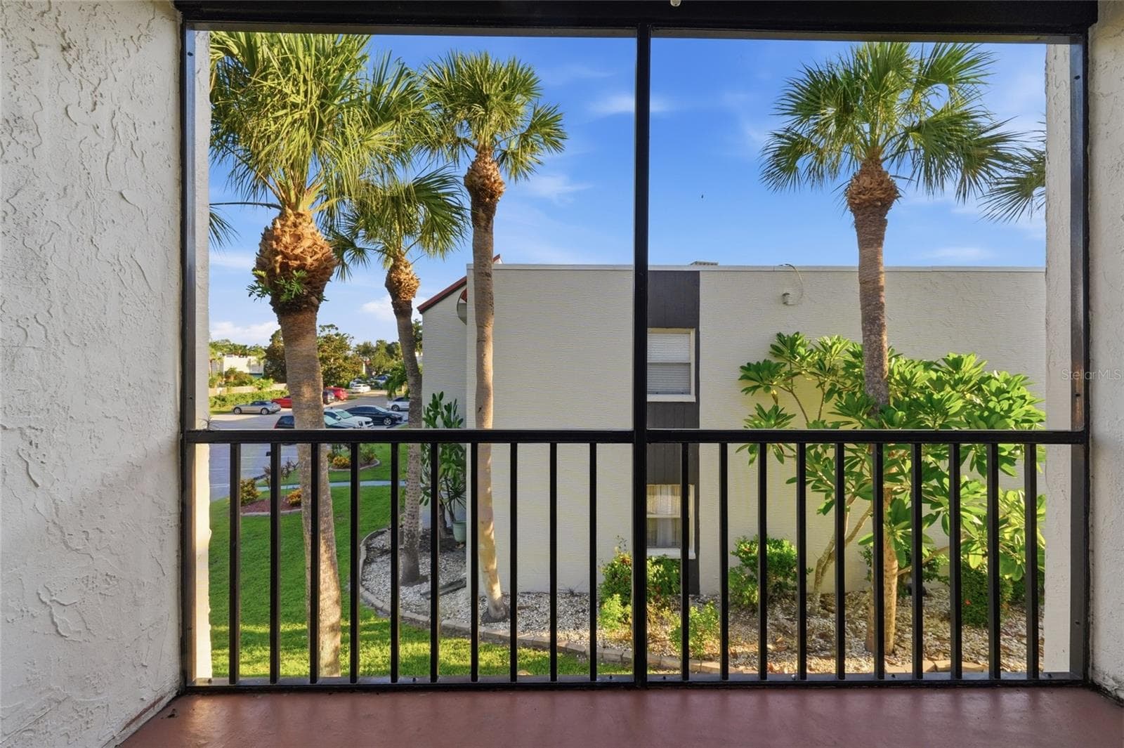 Screened lanai - 3267 BENEVA RD #203, SARASOTA